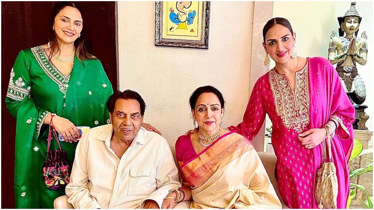 Hema Malini, Dharmendra (3)