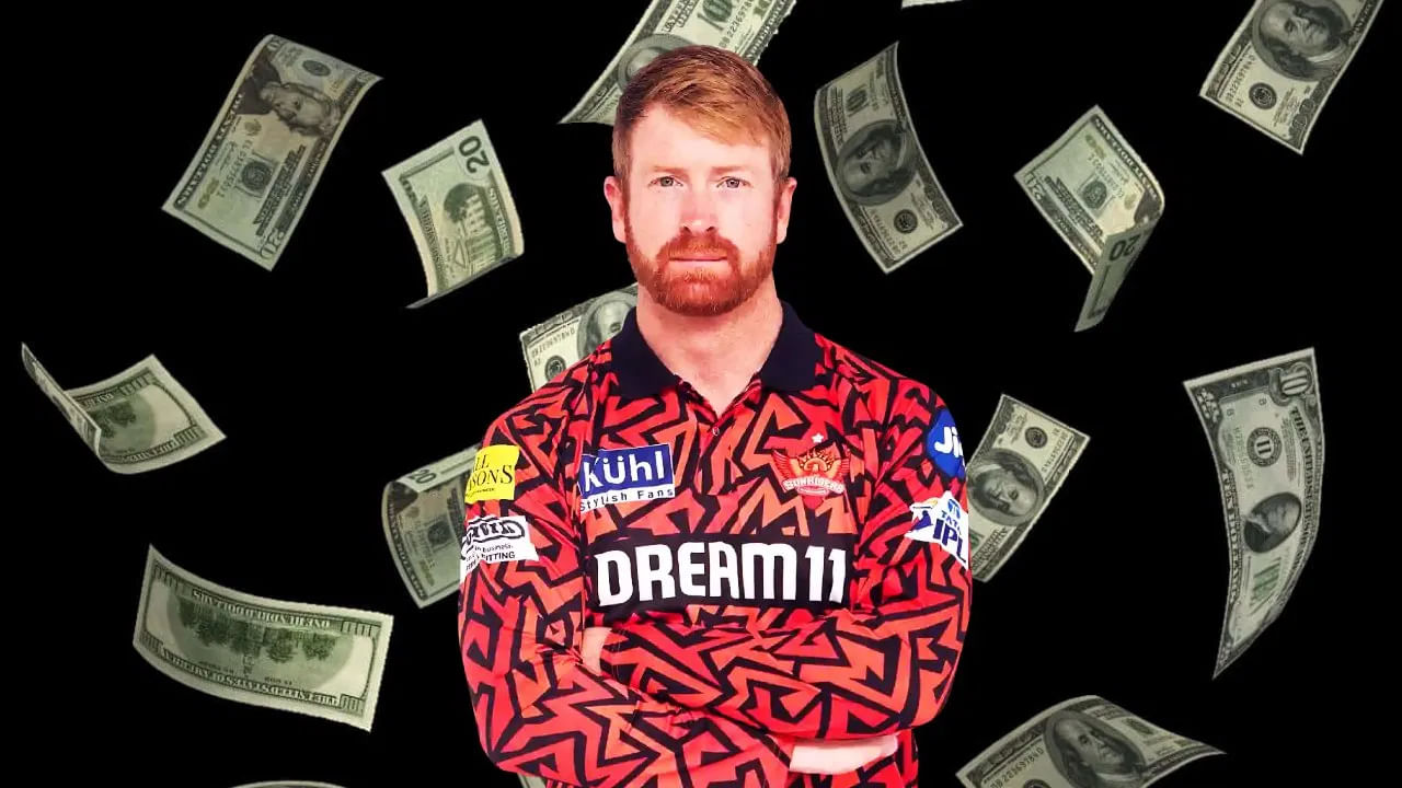 ಸನ್​​ರೈಸರ್ಸ್ ಹೈದರಾಬಾದ್ ಫ್ರಾಂಚೈಸಿಯು ಹೆನ್ರಿಕ್ ಕ್ಲಾಸೆನ್ ಅವರಿಗೆ ನೀಡುತ್ತಿರುವ ಸಂಭಾವನೆ ಬರೋಬ್ಬರಿ 23 ಕೋಟಿ ರೂ. ಮುಂದಿನ ಹರಾಜಿಗೂ ಮುನ್ನ ಅವರನ್ನು ರಿಲೀಸ್ ಮಾಡಿದರೆ ಎಸ್​​​ಆರ್​​ಹೆಚ್ ತಂಡದ ಪರ್ಸ್​ ಮೊತ್ತಕ್ಕೆ 23 ಕೋಟಿ ರೂ. ಸೇರ್ಪಡೆಯಾಗಲಿದೆ.