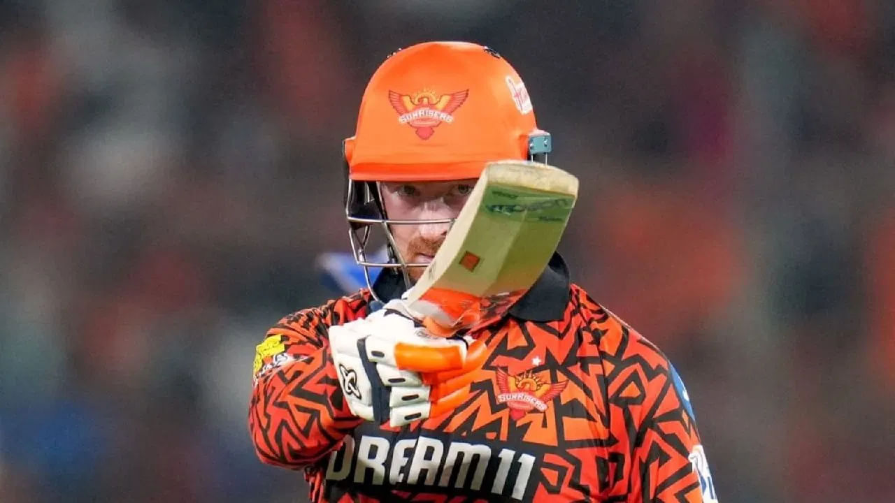 ಇತ್ತ ಸನ್​​ರೈಸರ್ಸ್ ಹೈದರಾಬಾದ್ ಬಳಿ ದೊಡ್ಡ ಮೊತ್ತದ ಪರ್ಸ್​ ಇರುವುದರಿಂದ ಅವರನ್ನು 15 ಅಥವಾ 20 ಕೋಟಿ ರೂ. ಒಳಗೆ ಮತ್ತೆ ಖರೀದಿಸಬಹುದು. ಅಲ್ಲದೆ ಇನ್ನುಳಿದ ಮೊತ್ತದಲ್ಲಿ ಇತರೆ ಸ್ಟಾರ್ ಆಟಗಾರರನ್ನು ಖರೀದಿಸಲು ಸನ್​​ರೈಸರ್ಸ್ ಹೈದರಾಬಾದ್ ಫ್ರಾಂಚೈಸಿ ಪ್ಲ್ಯಾನ್ ರೂಪಿಸಿದೆ ಎಂದು ಬಲ್ಲ ಮೂಲಗಳಿಂದ ತಿಳಿದು ಬಂದಿದೆ. ಹೀಗಾಗಿ ಐಪಿಎಲ್ 2026ರ ಮಿನಿ ಹರಾಜಿನಲ್ಲಿ ಹೆನ್ರಿಕ್ ಕ್ಲಾಸೆನ್ ಅವರ ಹೆಸರು ಕಾಣಿಸಿಕೊಂಡರೂ ಅಚ್ಚರಿಪಡಬೇಕಿಲ್ಲ.