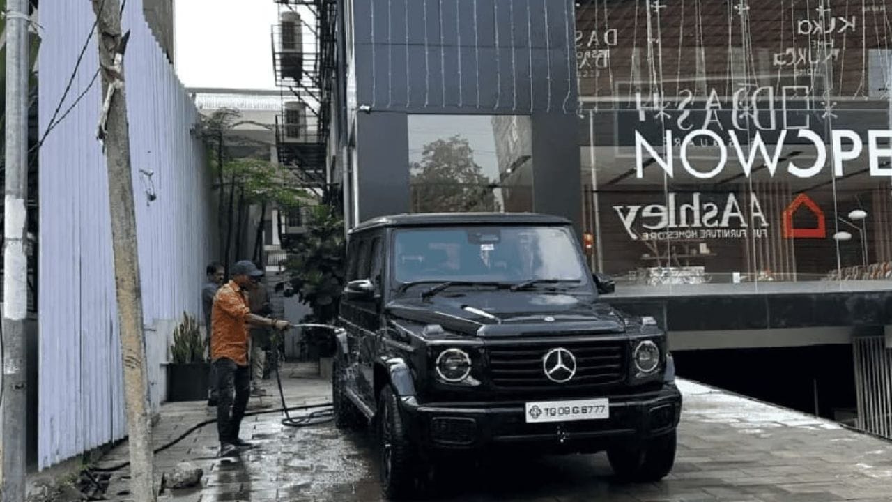 Viral: ಕುಡಿಯುವ ನೀರಿನಿಂದ ಕಾರು ತೊಳೆದ ವ್ಯಕ್ತಿಯಿಂದ 10,000 ರೂ ದಂಡ ವಸೂಲಿ