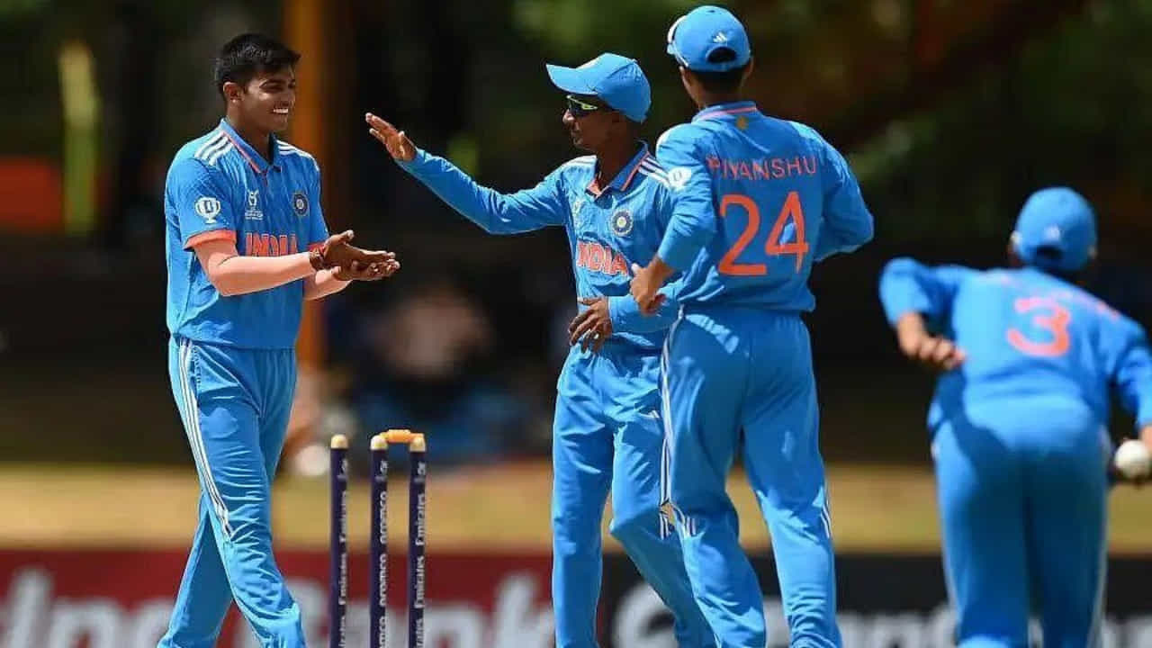 ತ್ರಿಕೋನ ಸರಣಿಗೆ ಭಾರತದ 2 ತಂಡಗಳು ಪ್ರಕಟ; ಅನ್ವಯ್ ದ್ರಾವಿಡ್​ಗೆ ಅವಕಾಶ