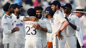 IND vs SA: ಅಲ್ಪ ಮುನ್ನಡೆಯೊಂದಿಗೆ 7 ವಿಕೆಟ್ ಕಳೆದುಕೊಂಡ ಸೌತ್ ಆಫ್ರಿಕಾ