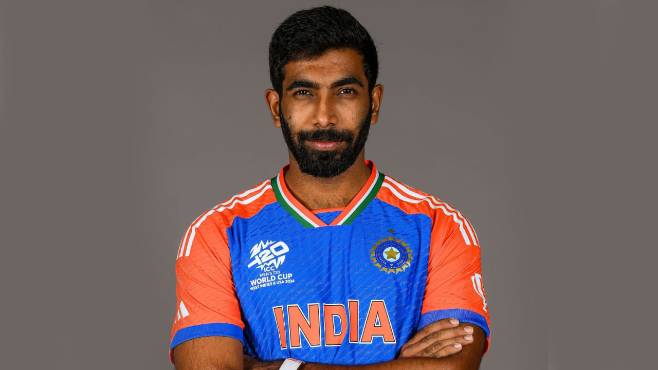 ಭಾರತ ತಂಡದ ಪ್ರಮುಖ ವೇಗಿ ಜಸ್ಪ್ರೀತ್ ಬುಮ್ರಾ ಅವರಿಗೆ ಏಕದಿನ ಸರಣಿ ವೇಳೆ ವಿಶ್ರಾಂತಿ ನೀಡಲು ಬಿಸಿಸಿಐ ನಿರ್ಧರಿಸಿದೆ. ಮುಂಬರುವ ಟಿ20 ವಿಶ್ವಕಪ್ ಅನ್ನು ಗಮನದಲ್ಲಿರಿಸಿ ಬುಮ್ರಾ ಅವರನ್ನು ಸೌತ್ ಆಫ್ರಿಕಾ ವಿರುದ್ಧದ ಏಕದಿನ ಸರಣಿಯಿಂದ ಹೊರಗಿಡಲು ಮುಂದಾಗಿದೆ.