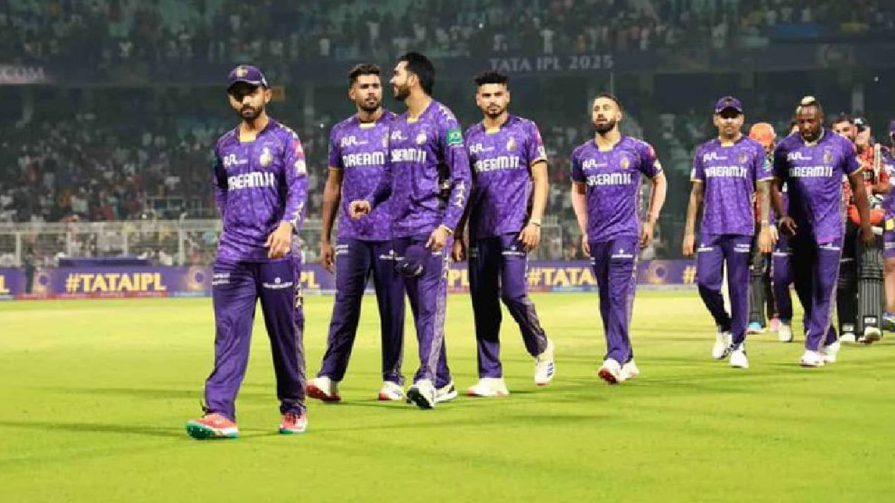 ಹೌದು, ಐಪಿಎಲ್ ಮಿನಿ ಹರಾಜಿಗೂ ಮುನ್ನ ಕೊಲ್ಕತ್ತಾ ನೈಟ್ ರೈಡರ್ಸ್ ಫ್ರಾಂಚೈಸಿಯು ಒಂದಷ್ಟು ಪ್ರಮುಖ ಆಟಗಾರರನ್ನು ಬಿಡುಗಡೆ ಮಾಡುವುದು ಖಚಿತ. ಹೀಗೆ ಸ್ಟಾರ್ ಆಟಗಾರರನ್ನು ರಿಲೀಸ್ ಮಾಡಿ ಕೆಕೆಆರ್ ಸುಮಾರು 40 ಕೋಟಿ ರೂ. ಮೊತ್ತದೊಂದಿಗೆ ಹರಾಜಿನಲ್ಲಿ ಕಾಣಿಸಿಕೊಳ್ಳಲು ಪ್ಲ್ಯಾನ್ ರೂಪಿಸಿದೆ.