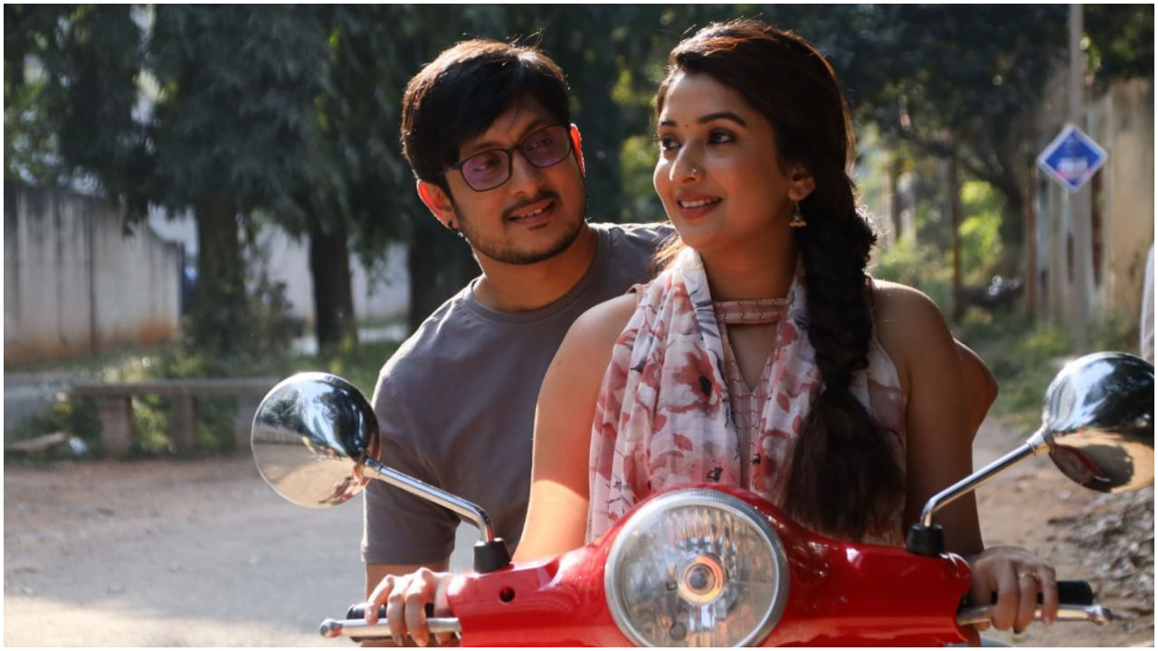 ಹಲವಾರು ನಿರ್ದೇಶಕರ ಜೊತೆ ಕೆಲಸ ಮಾಡಿದ ಅನುಭವ ವೇದಗುರು ಅವರಿಗೆ ಇದೆ. ‘ಕೀರ್ತಿ ಚಾಹ್ನಾ ಸಿನಿಮಾ ಕಾರ್ಖಾನೆ’ ಬ್ಯಾನರ್ ಮೂಲಕ ವೇದಗುರು ಅವರೇ ‘ರಾಧೆಯಾ’ ಚಿತ್ರವನ್ನು ನಿರ್ಮಾಣ ಮಾಡಿದ್ದಾರೆ.