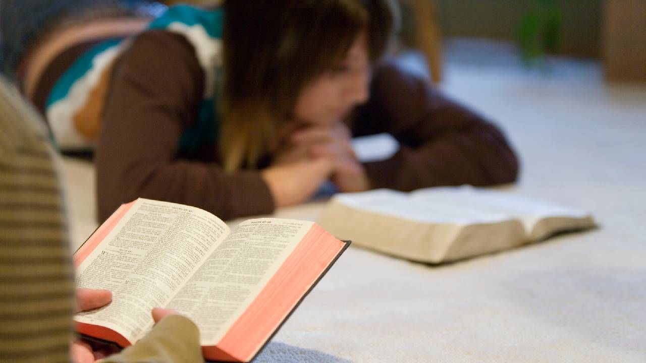 ಓದಿದ್ದನ್ನು ಪರಿಣಾಮಕಾರಿಯಾಗಿ ನೆನಪಿಟ್ಟುಕೊಳ್ಳಲು ಈ ಒಂದು ಸರಳ ಕೆಲಸ ಮಾಡಿದ್ರೆ ಸಾಕು ಎನ್ನುತ್ತೆ ಅಧ್ಯಯನ ಓದಿದ್ದನ್ನು ಪರಿಣಾಮಕಾರಿಯಾಗಿ ನೆನಪಿಟ್ಟುಕೊಳ್ಳಲು ಈ ಒಂದು ಸರಳ ಕೆಲಸ ಮಾಡಿದ್ರೆ ಸಾಕು ಎನ್ನುತ್ತೆ ಅಧ್ಯಯನ