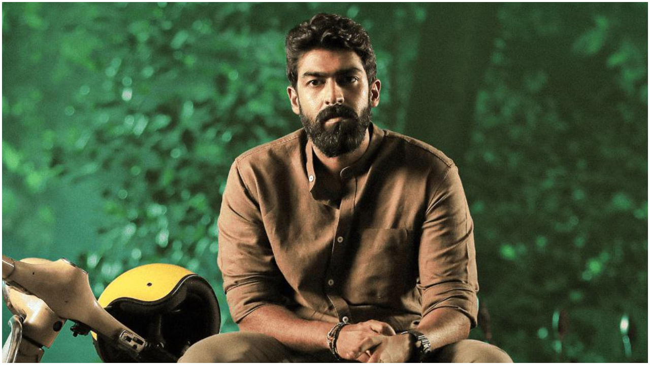 ಸಿಂಪಲ್ ಸುನಿ ಅವರು ನಿರ್ದೇಶನ ಮಾಡಿದ್ದ ‘ಒಂದು ಸರಳ ಪ್ರೇಮಕಥೆ’ ಸಿನಿಮಾಗೆ ಈಗ ಒಟಿಟಿಗೆ ಬರಲು ಸಜ್ಜಾಗಿದೆ. ವಿನಯ್ ರಾಜ್​​ಕುಮಾರ್ ನಟನೆಯ ಈ ಸಿನಿಮಾ ನವೆಂಬರ್ 21ರಿಂದ ಜೀ5 ಒಟಿಟಿಯಲ್ಲಿ ಸ್ಟ್ರೀಮಿಂಗ್ ಆಗಲಿದೆ.