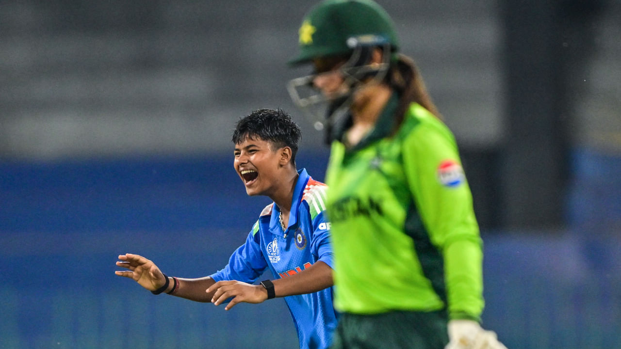 ಪಾಕಿಸ್ತಾನಿ ಮಹಿಳಾ ತಂಡದ ಕಳಪೆ ಪ್ರದರ್ಶನದ ನಂತರ ಪಿಸಿಬಿ ಮುಜುಗರಕ್ಕೊಳಗಾಗಿದೆ. ಹೀಗಾಗಿ ತಂಡಕ್ಕೆ ಒಂದು ರೂಪಾಯಿಯನ್ನೂ ಬಹುಮಾನವಾಗಿ ನೀಡಲಾಗಿಲ್ಲ. ಆದರೆ ಐಸಿಸಿ ಟೂರ್ನಮೆಂಟ್‌ನಲ್ಲಿ ಭಾಗವಹಿಸಿದ ಪಾಕಿಸ್ತಾನಕ್ಕೆ ಒಂದು ನಿರ್ದಿಷ್ಟ ಮೊತ್ತ ಸಿಕ್ಕಿದೆ. ಪಾಕಿಸ್ತಾನವು ತನ್ನ ಕರೆನ್ಸಿಯಲ್ಲಿ 14.95 ಕೋಟಿ ಪಡೆದಿದೆ. ಆದರೆ ಭಾರತೀಯ ರೂಪಾಯಿಯಲ್ಲಿ ಅದರ ಮೌಲ್ಯ 4.70 ಕೋಟಿ ರೂ. ಆಗಿದೆ. 