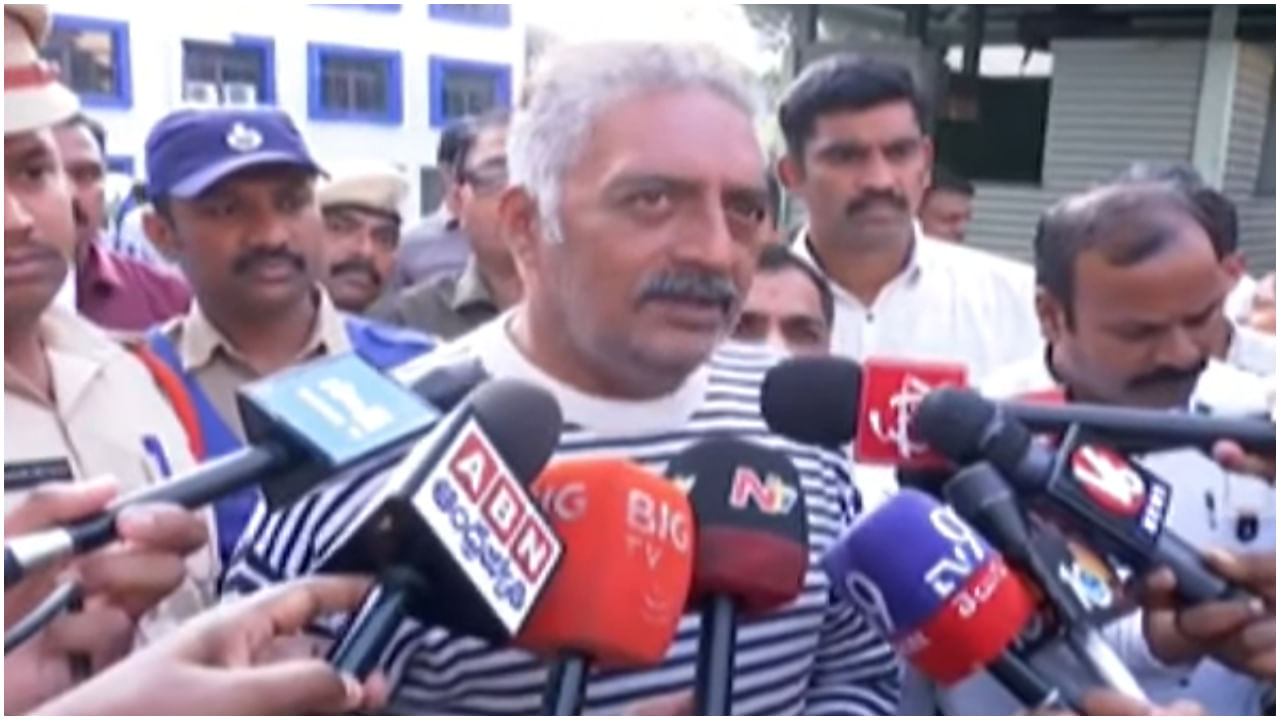 ತಪ್ಪಾಗಿದೆ ಕ್ಷಮಿಸಿ: ಬೆಟ್ಟಿಂಗ್ ಆ್ಯಪ್ ಪ್ರಚಾರ ಮಾಡಿದ್ದಕ್ಕೆ ಕ್ಷಮೆ ಕೇಳಿದ ಪ್ರಕಾಶ್ ರಾಜ್