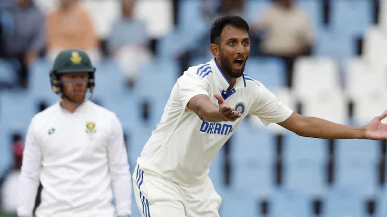 IND vs SA: ಮಿಂಚಿದ ಪ್ರಸಿದ್ಧ್ ಕೃಷ್ಣ; ಆಫ್ರಿಕಾ ವಿರುದ್ಧ ಮುನ್ನಡೆ ಪಡೆದ ಭಾರತಕ್ಕೆ ಮತ್ತೆ ಆಘಾತ IND vs SA: ಮಿಂಚಿದ ಪ್ರಸಿದ್ಧ್ ಕೃಷ್ಣ; ಆಫ್ರಿಕಾ ವಿರುದ್ಧ ಮುನ್ನಡೆ ಪಡೆದ ಭಾರತಕ್ಕೆ ಮತ್ತೆ ಆಘಾತ