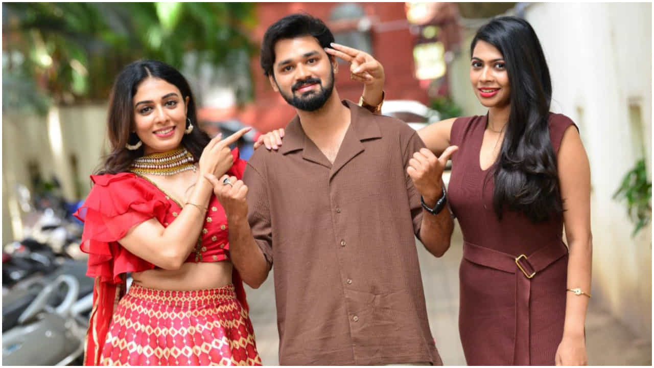 ಹೊಸಬರ ‘ಪ್ರೇಮಂ ಮಧುರಂ’ ಸಿನಿಮಾ ಟ್ರೇಲರ್ ಬಿಡುಗಡೆ ಹೊಸಬರ ‘ಪ್ರೇಮಂ ಮಧುರಂ’ ಸಿನಿಮಾ ಟ್ರೇಲರ್ ಬಿಡುಗಡೆ