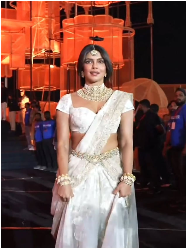 Varanasi: ಪ್ರಿಯಾಂಕಾ ಚೋಪ್ರಾ ಮಿರಿಮಿರಿ ಮಿಂಚಿದ್ದು ಹೀಗೆ..