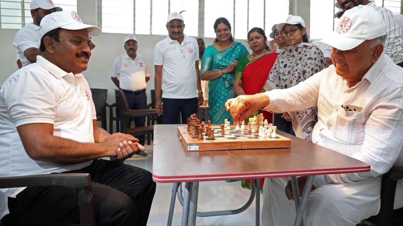 ಕ್ರೀಡಾ ಮತ್ತು ಸಾಂಸ್ಕೃತಿಕ ನಿಧಿಯಿಂದ ಕಾರ್ಯಾಗಾರಗಳಿಗೆ ತಲಾ ರೂ. 40,000 ರೂ.ಗಳಂತೆ 17 ವಿಭಾಗಗಳಿಗೆ,  ಎರಡು ಕಾರ್ಯಾಗಾರಗಳಿಗೆ  ಅನುದಾನವನ್ನು ಪ್ರತಿ ವರ್ಷ ಬಿಡುಗಡೆ ಮಾಡಲಾಗಿದೆ. ಕಳೆದ ವರ್ಷವಷ್ಟೇ‌ ಸದರಿ ಕ್ರೀಡಾ ಸಂಕೀರ್ಣವನ್ನು ಮೇಲ್ದರ್ಜೆಗೇರಿಸಲಾಗಿತ್ತು.ನೌಕರರು ಪ್ರತಿನಿತ್ಯ ಈ ಕ್ರೀಡಾ ಸಂಕೀರ್ಣವನ್ನು ಕೆಲವೊಂದು ಆಟಗಳನ್ನು ನಿತ್ಯ ಆಡುವ ಮೂಲಕ ಸದುಪಯೋಗ ಪಡೆದುಕೊಳ್ಳುತ್ತಿದ್ದಾರೆ. ಗೆಲುವು ಸೋಲು ಮುಖ್ಯವಲ್ಲ, ಭಾಗವಹಿಸುವಿಕೆ ಎಂಬುದು ಪ್ರಮುಖವಾದ್ದದ್ದು. ನೌಕರರು ಅತೀ ಒತ್ತಡದ ಕಾರ್ಯಶೈಲಿಯಲ್ಲಿ   ಈ ರೀತಿಯ ಚಟುವಟಿಕೆ ಆಹ್ಲಾದಕರ ವಾತಾವರಣವನ್ನು ನಿರ್ಮಿಸಲು ಸಹಕಾರಿಯಾಗುತ್ತದೆ ಎಂದು  ರಾಮಲಿಂಗಾ ರೆಡ್ಡಿ ಹೇಳಿದ್ದಾರೆ. 
