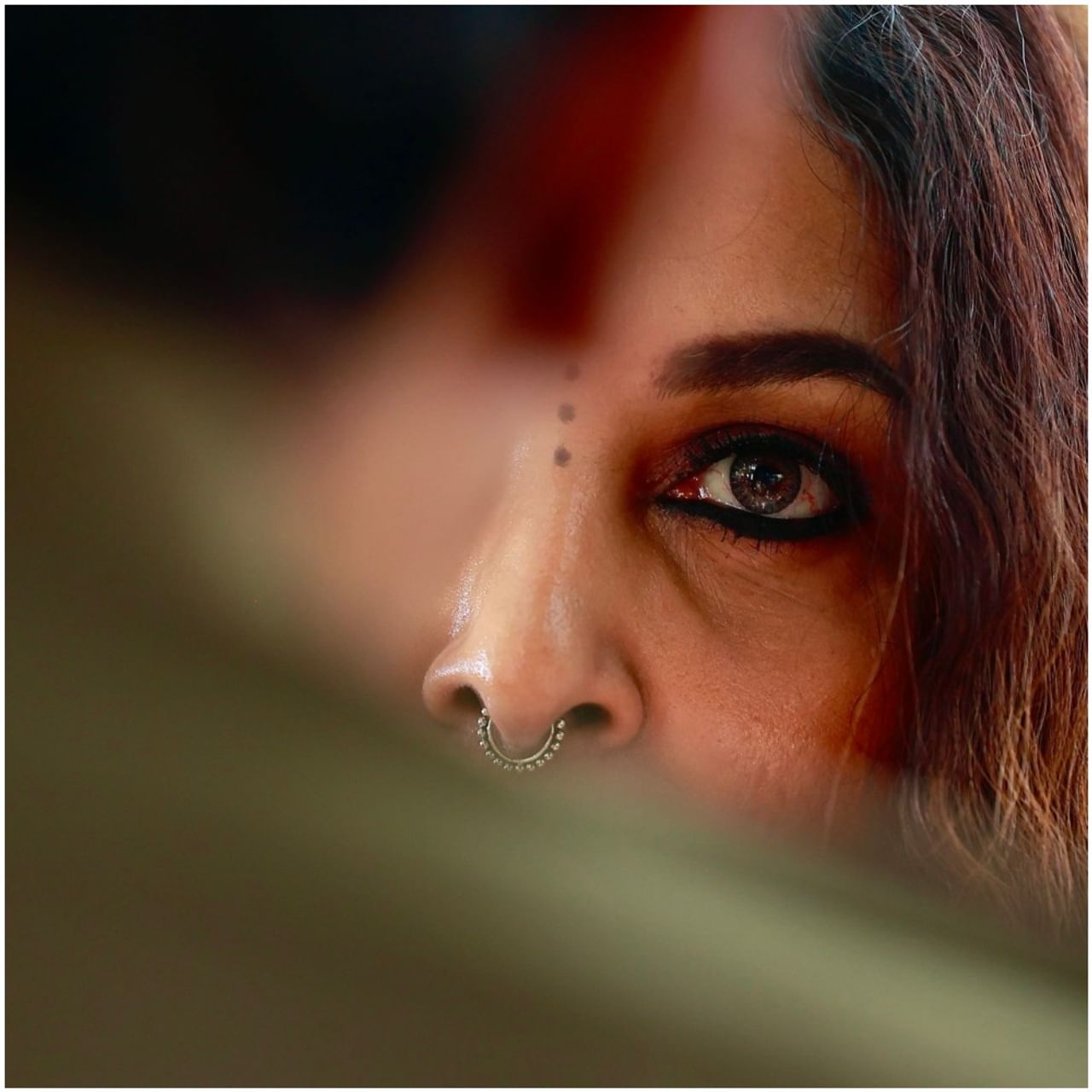 ‘ಬಾಹುಬಲಿ’ ಸಿನಿಮಾದಲ್ಲಿ ರಾಜಮೌಳಿ ಜೊತೆ ಕೆಲಸ ಮಾಡಿದ್ದರು ರಮ್ಯಾ ಕೃಷ್ಣ. ಈ ಚಿತ್ರದಲ್ಲಿ ಅವರು ಶಿವಗಾಮಿ ದೇವಿ ಹೆಸರಿನ ಪಾತ್ರ ಮಾಡಿದ್ದರು. ಈ ಪಾತ್ರ ಸಾಕಷ್ಟು ಗಮನ ಸೆಳೆದಿತ್ತು. ಈಗ ರಾಮ್ ಗೋಪಾಲ್ ವರ್ಮಾ ಸಿನಿಮಾದಲ್ಲಿ ಅವರು ನಟಿಸುತ್ತಿದ್ದಾರೆ.