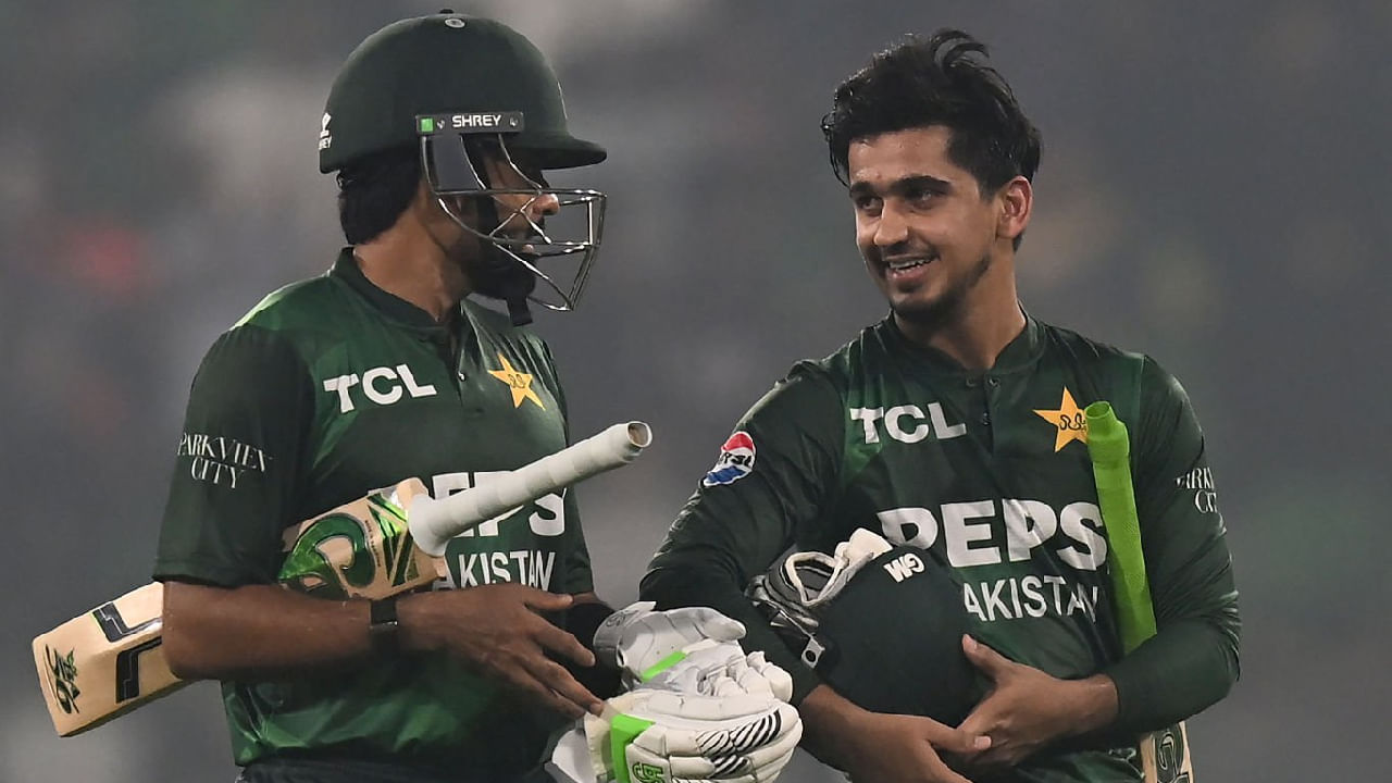 ಈ ಸ್ಫೋಟಕ ಅರ್ಧಶತಕದ ನೆರವಿನೊಂದಿಗೆ ಪಾಕಿಸ್ಥಾನ್ ತಂಡವು 13.1 ಓವರ್​ಗಳಲ್ಲಿ ಅಂದರೆ ಕೇವಲ 79 ಎಸೆತಗಳಲ್ಲಿ 111 ರನ್​ಗಳ ಗುರಿ ಮುಟ್ಟಿತು. ಈ ಮೂಲಕ ಸೌತ್ ಆಫ್ರಿಕಾ ವಿರುದ್ಧದದ ದ್ವಿತೀಯ ಪಂದ್ಯದಲ್ಲಿ ಪಾಕಿಸ್ತಾನ್ ತಂಡವು 9 ವಿಕೆಟ್​ಗಳ ಭರ್ಜರಿ ಜಯ ಸಾಧಿಸಿದೆ.