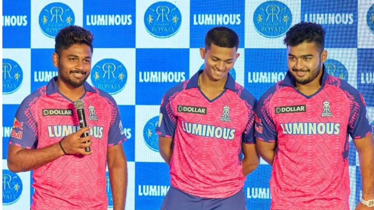 ವಾಸ್ತವವಾಗಿ, ಸಂಜು ಸ್ಯಾಮ್ಸನ್ ರಾಜಸ್ಥಾನ ತಂಡದಿಂದ ಹೊರಬೀಳುತ್ತಿರುವ ಕಾರಣ, ತಂಡಕ್ಕೆ ಹೊಸ ನಾಯಕನನ್ನು ನೇಮಕ ಮಾಡಬೇಕಾಗಿದೆ. ಸ್ಯಾಮ್ಸನ್ ಕಳೆದ ನಾಲ್ಕು ಆವೃತ್ತಿಗಳಲ್ಲಿ ರಾಜಸ್ಥಾನ ರಾಯಲ್ಸ್ ತಂಡದ ನಾಯಕತ್ವ ವಹಿಸಿಕೊಂಡಿದ್ದರು. ಆದಾಗ್ಯೂ, ಕಳೆದ ಆವೃತ್ತಿಯಲ್ಲಿ ಅವರು ಗಾಯದಿಂದಾಗಿ ಅಥವಾ ಇಂಪ್ಯಾಕ್ಟ್ ಪ್ಲೇಯರ್ ಆಗಿ ಆಡುತ್ತಿದ್ದಾಗ, ರಿಯಾನ್ ಪರಾಗ್​ ತಂಡವನ್ನು ಮುನ್ನಡೆಸಿದ್ದರು. 
