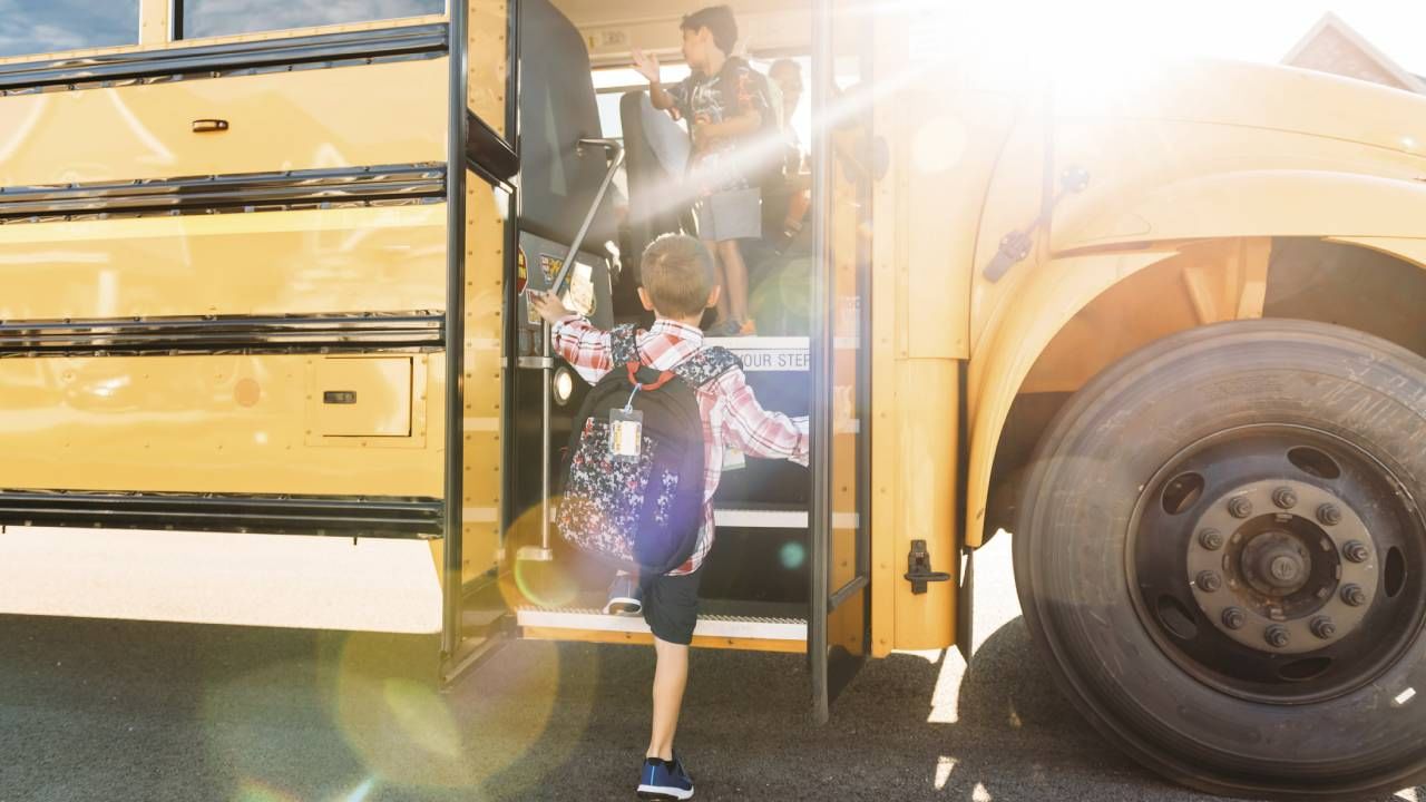 ಅಮೆರಿಕ, ಸಿಂಗಾಪುರ್ ಮಾದರಿಯಲ್ಲಿ ಭಾರತದಲ್ಲಿ ಶಾಲಾ ಮಕ್ಕಳ ಸುರಕ್ಷತೆಗೆ ಆರ್​ಎಫ್​ಐಡಿ ಟ್ರ್ಯಾಕಿಂಗ್ ಸಿಸ್ಟಂ?