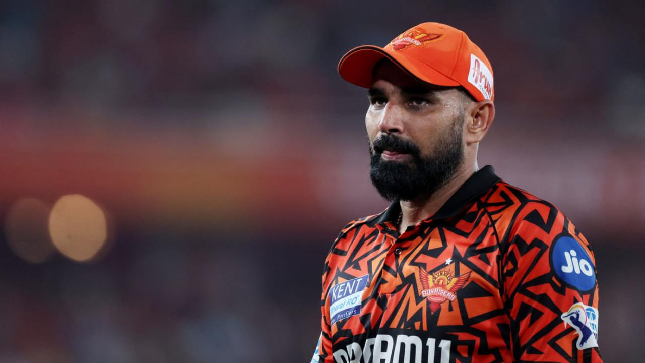 ಕಳೆದ ಮೆಗಾ ಹರಾಜಿನಲ್ಲಿ ಮೊಹಮ್ಮದ್ ಶಮಿ ಅವರನ್ನು ಸನ್‌ರೈಸರ್ಸ್ ಹೈದರಾಬಾದ್‌ ಫ್ರಾಂಚೈಸಿ 10 ಕೋಟಿಗೆ ಖರೀದಿಸಿತ್ತು ಎಂಬುದು ಗಮನಿಸಬೇಕಾದ ಸಂಗತಿ. ಆದಾಗ್ಯೂ, ಶಮಿ ಅವರ ಪ್ರದರ್ಶನವು ಕಳಪೆಯಾಗಿದ್ದು, ಕೇವಲ 6 ವಿಕೆಟ್‌ಗಳನ್ನು ಮಾತ್ರ ಪಡೆದುಕೊಂಡಿದ್ದರು. ಹೀಗಾಗಿ ಸನ್‌ರೈಸರ್ಸ್ ಹೈದರಾಬಾದ್‌ ಫ್ರಾಂಚೈಸಿ ಶಮಿ ಅವರನ್ನು ಬಿಟ್ಟುಕೊಡುವ ಸಾಧ್ಯತೆಗಳಿವೆ.