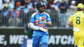 ಟಿ20 ಯಲ್ಲಿ ಟೆಸ್ಟ್ ಆಡುತ್ತಿರುವ ಗಿಲ್; ಟೀಂ ಇಂಡಿಯಾಗೆ ಹೊಸ ತಲೆನೋವು