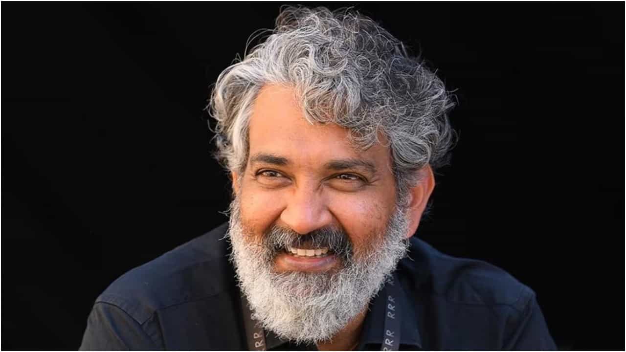 ಹಿಂದೂ ಭಾವನೆಗೆ ಧಕ್ಕೆ; ರಾಜಮೌಳಿ ವಿರುದ್ಧ ದಾಖಲಾಯ್ತು ದೂರು ಹಿಂದೂ ಭಾವನೆಗೆ ಧಕ್ಕೆ; ರಾಜಮೌಳಿ ವಿರುದ್ಧ ದಾಖಲಾಯ್ತು ದೂರು