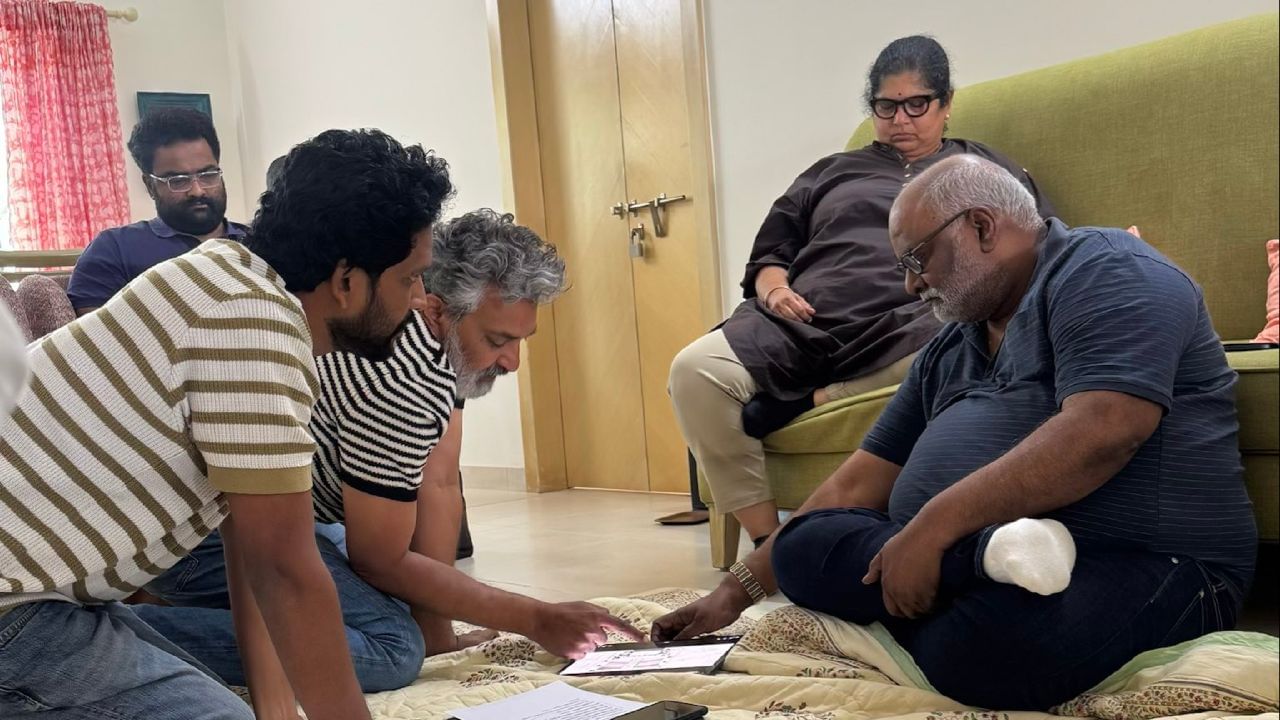 ಎಸ್​​ಎಸ್ ರಾಜಮೌಳಿ ಎಲ್ಲದರಲ್ಲೂ ಪರ್ಫೆಕ್ಷನ್ ಅನ್ನು ನಿರೀಕ್ಷಿಸುತ್ತಾರೆ. ಸಿನಿಮಾದಲ್ಲಿ ಮಾತ್ರವಲ್ಲ, ಸಿನಿಮಾದ ಎಲ್ಲ ಇವೆಂಟ್​​ಗಳನ್ನೂ ಸಹ ಅವರೇ ಖುದ್ದಾಗಿ ನಿರ್ದೇಶಿಸುತ್ತಾರೆ.