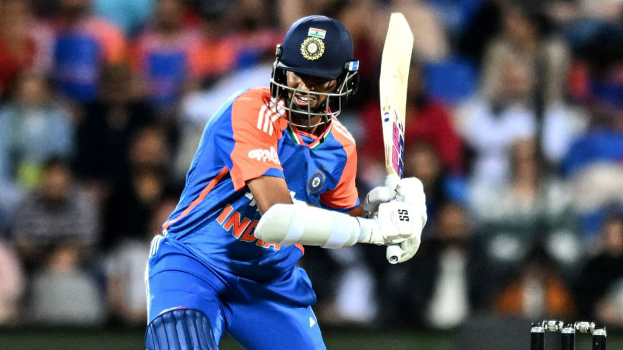 ಸರಣಿಯಲ್ಲಿ ಮೂರು ಪಂದ್ಯಗಳನ್ನು ಆಡಿದ ವಾಷಿಂಗ್ಟನ್ ಸುಂದರ್ ಅವರ ಪ್ರದರ್ಶನ ಅದ್ಭುತವಾಗಿತ್ತು. ಹೋಬಾರ್ಟ್ನಲ್ಲಿ ನಡೆದ ಮೂರನೇ ಟಿ20ಐನಲ್ಲಿ ಅವರನ್ನು ಬೌಲರ್ ಆಗಿ ಬಳಸಿಕೊಳ್ಳಲಿಲ್ಲ, ಆದರೆ ಬ್ಯಾಟ್ಸ್ಮನ್ ಆಗಿ ಸುಂದರ್ 23 ಎಸೆತಗಳಲ್ಲಿ ನಾಲ್ಕು ಸಿಕ್ಸರ್ಗಳು ಮತ್ತು ಮೂರು ಬೌಂಡರಿಗಳನ್ನು ಒಳಗೊಂಡಂತೆ 49 ರನ್ ಗಳ ಗೆಲುವಿನ ಇನ್ನಿಂಗ್ಸ್ ಆಡಿದರು. ಇವರ ಆಟದಿಂದಾಗಿ ಭಾರತ ಐದು ವಿಕೆಟ್ಗಳ ಗೆಲುವು ಸಾಧಿಸಿತು.