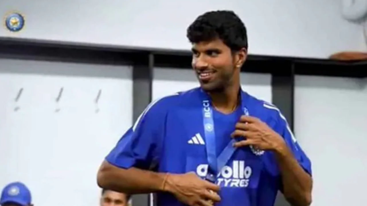 ಈ ಗೆಲುವಿನೊಂದಿಗೆ ಟೀಂ ಇಂಡಿಯಾ ಸರಣಿಯನ್ನು 1-1 ರಿಂದ ಸಮಬಲಗೊಳಿಸಿತು. ನಂತರ, ನಾಲ್ಕನೇ ಪಂದ್ಯದಲ್ಲಿ, ಅವರನ್ನು ಅಂತಿಮ ಓವರ್ಗಳವರೆಗೆ ಬೌಲಿಂಗ್ನಿಂದ ಹೊರಗಿಡಲಾಯಿತು, ಆದರೆ ಅವರು ಎರಡು ಓವರ್ಗಳಲ್ಲಿ ಮೂರು ವಿಕೆಟ್ಗಳನ್ನು ಪಡೆದು ಭಾರತದ ಗೆಲುವನ್ನು ಖಚಿತಪಡಿಸಿದರು. ಈ ಅದ್ಭುತ ಪ್ರದರ್ಶನಕ್ಕಾಗಿ, ವಾಷಿಂಗ್ಟನ್ ಸುಂದರ್ ಅವರಿಗೆ "ಸರಣಿಯ ಇಂಪ್ಯಾಕ್ಟ್ ಪ್ಲೇಯರ್" ಎಂಬ ಪ್ರಶಸ್ತಿ ನೀಡಲಾಗಿದೆ.