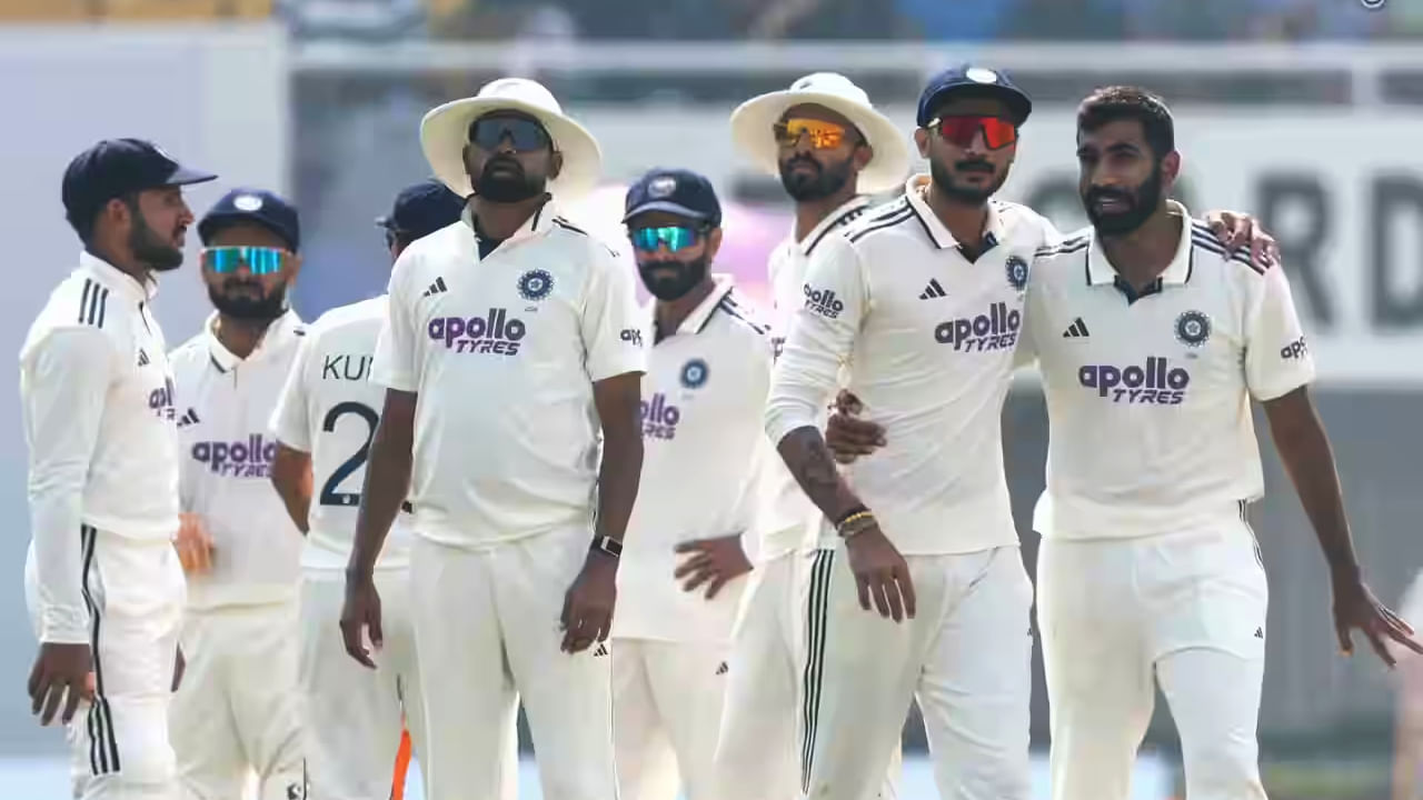 ಈ ಮೂಲಕ ಟೀಮ್ ಇಂಡಿಯಾಗೆ ತವರಿನಲ್ಲಿ ಹೀನಾಯ ಸೋಲುಣಿಸಿದ ಹೆಗ್ಗಳಿಕೆಯನ್ನು ಸೌತ್ ಆಫ್ರಿಕಾ ತಂಡ ತನ್ನದಾಗಿಸಿಕೊಂಡಿದೆ. ಅಂದರೆ ಭಾರತ ತಂಡವು ತವರು ಮೈದಾನದಲ್ಲಿ ಒಮ್ಮೆಯೂ 130 ಕ್ಕಿಂತ ಕಡಿಮೆ ಗುರಿಯನ್ನು ಬೆನ್ನತ್ತಲಾಗದೇ ಸೋತ ಚರಿತ್ರೆಯೇ ಇರಲಿಲ್ಲ.