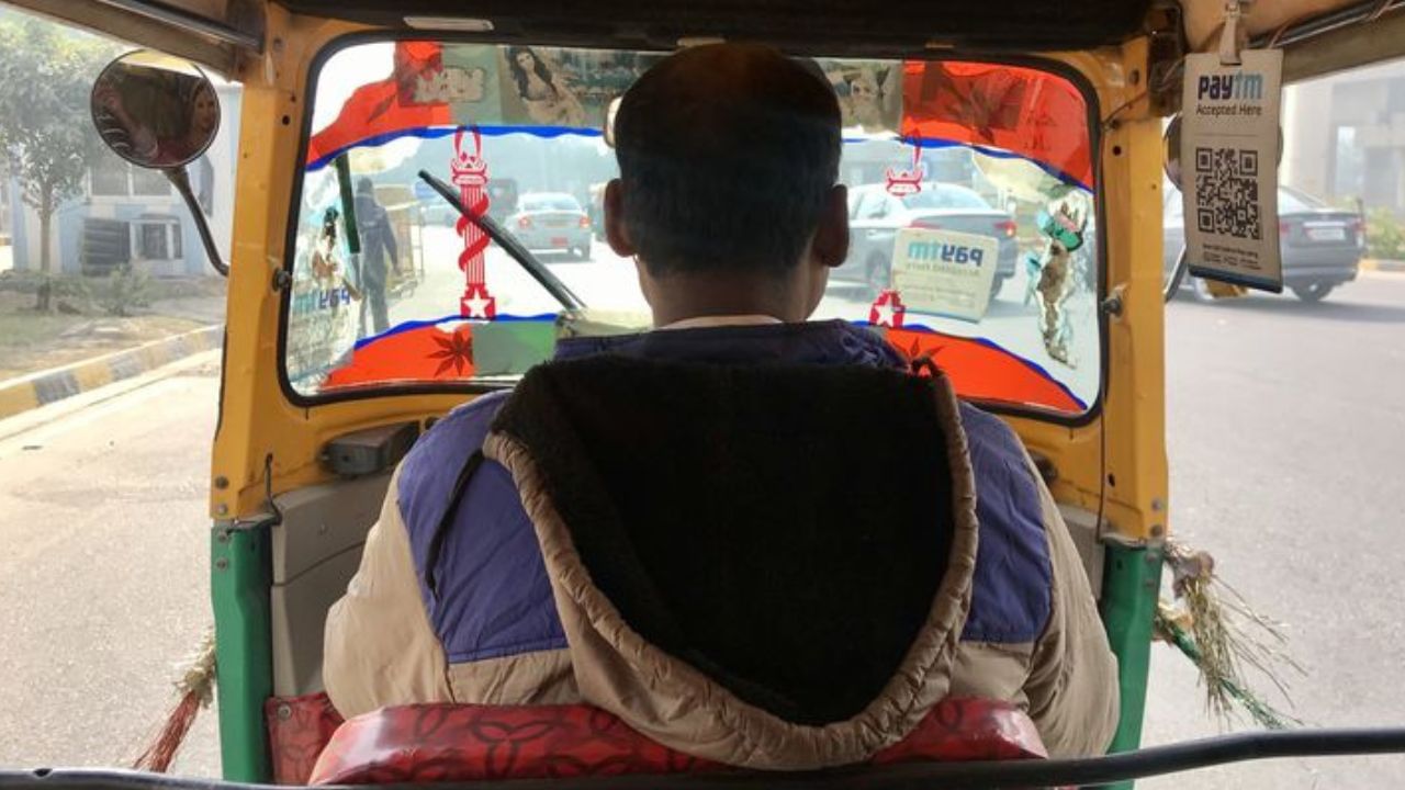 Viral: ಬೆಂಗಳೂರಿನ ಮಹಿಳೆ ಸ್ಕರ್ಟ್ ಧರಿಸಿದ್ದಕ್ಕೆ ಕೋಪಗೊಂಡ ಆಟೋ ಚಾಲಕ, ಮುಂದೇನಾಯ್ತು ನೋಡಿ Viral: ಬೆಂಗಳೂರಿನ ಮಹಿಳೆ ಸ್ಕರ್ಟ್ ಧರಿಸಿದ್ದಕ್ಕೆ ಕೋಪಗೊಂಡ ಆಟೋ ಚಾಲಕ, ಮುಂದೇನಾಯ್ತು ನೋಡಿ