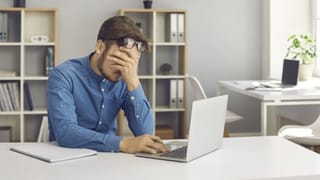 ವಿಮಾನ ನಿಲ್ದಾಣದಲ್ಲಿ 100ಕ್ಕೂ ಹೆಚ್ಚು ಕಾಂಡೋಮ್ ಪತ್ತೆ! ಕಾರಣ ಕೇಳಿದ್ರೆ ಶಾಕ್​​ ಆಗ್ತೀರಾ