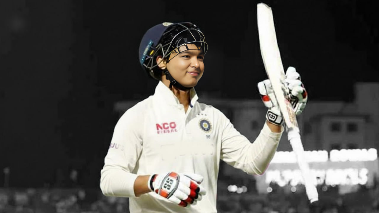 ರಣಜಿ ಟೂರ್ನಿಯಲ್ಲೂ ವೈಭವ್ ಸೂರ್ಯವಂಶಿ ಅವರ ಸಿಡಿಲಬ್ಬರ ಶುರುವಾಗಿದೆ. ಈ ಸಿಡಿಲಬ್ಬರದೊಂದಿಗೆ ಭರ್ಜರಿ ದಾಖಲೆ ಬರೆಯುವ ಹೊಸ್ತಿಲಿಗೆ ತಲುಪಿದ್ದರು. ಆದರೆ ಶತಕದಂಚಿನಲ್ಲಿ ಎಡವಿ 37 ವರ್ಷಗಳ ಹಳೆಯ ದಾಖಲೆ ಮುರಿಯುವ ಅವಕಾಶವನ್ನು ಕೈಚೆಲ್ಲಿಕೊಂಡಿದ್ದಾರೆ.