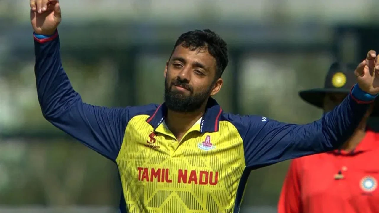 ಟಿ20 ಸ್ವರೂಪದಲ್ಲಿ ಆಡಲಾಗುವ ಸೈಯದ್ ಮುಷ್ತಾಕ್ ಅಲಿ ಟ್ರೋಫಿಗೆ ಭಾರತ ಟಿ20 ತಂಡದಲ್ಲಿ ಪ್ರಮುಖ ಸ್ಪಿನ್ನರ್ ಆಗಿರುವ ವರುಣ್ ಚಕ್ರವರ್ತಿಗೆ ತಮಿಳುನಾಡು ತಂಡದ ನಾಯಕತ್ವ ನೀಡಲಾಗಿದೆ. ಈ ಪಂದ್ಯಾವಳಿ ನವೆಂಬರ್ 26 ರಂದು ಪ್ರಾರಂಭವಾಗುತ್ತಿದ್ದು ತಮಿಳುನಾಡು ರಾಜಸ್ಥಾನ ವಿರುದ್ಧ ತಮ್ಮ ಮೊದಲ ಪಂದ್ಯವನ್ನು ಆಡಲಿದೆ.