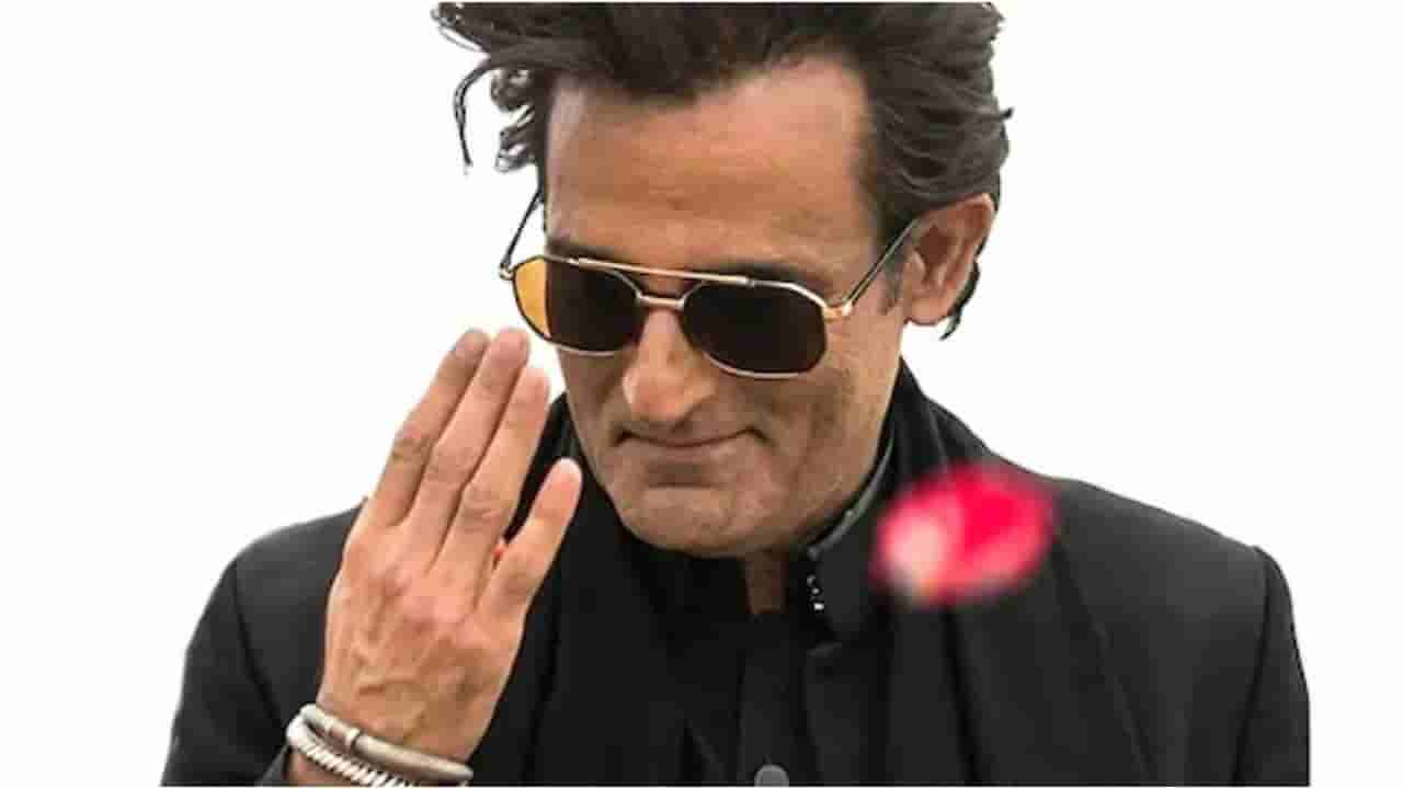 ‘ಅಕ್ಷಯ್ ಖನ್ನಾಗೆ ಯಶಸ್ಸು ತಲೆಗೇರಿದೆ’; ದೊಡ್ಡ ನಿರ್ಧಾರ ತೆಗೆದುಕೊಂಡ ನಿರ್ಮಾಪಕ