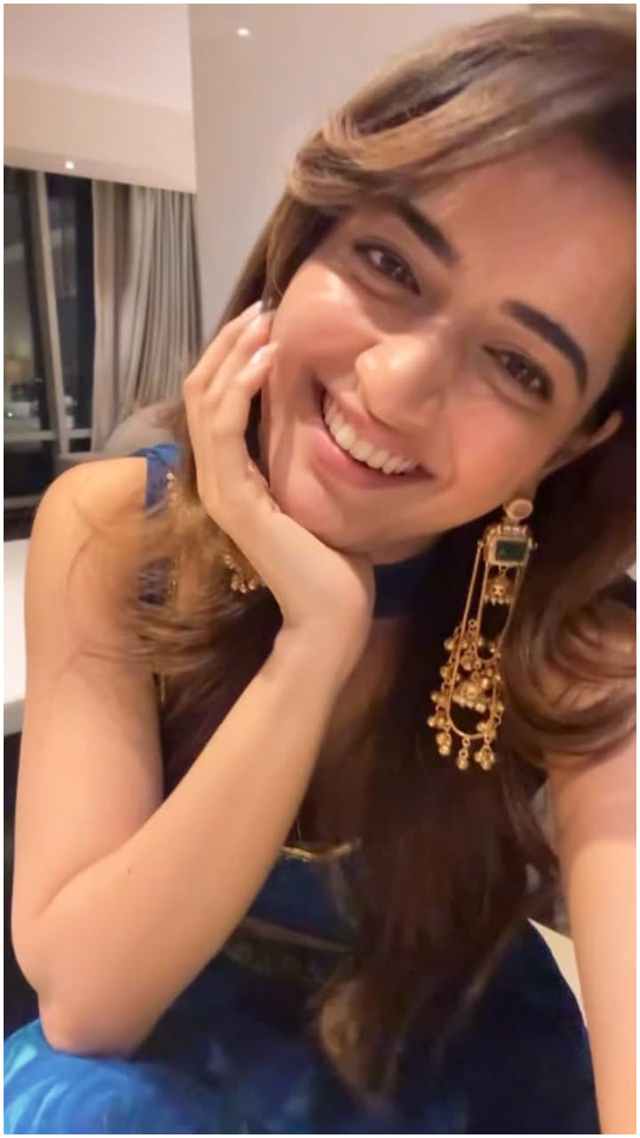 ಆಶಿಕಾ ಅಂದದಿಂದ ಹೆಚ್ಚಿತು ಆಭರಣದ ಮೆರುಗು