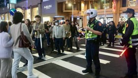 ತೈವಾನ್​ನ ತೈಪೆ ರೈಲು ನಿಲ್ದಾಣದ ಬಳಿ ವ್ಯಕ್ತಿಯಿಂದ ಮನಬಂದಂತೆ ಚಾಕು ದಾಳಿ