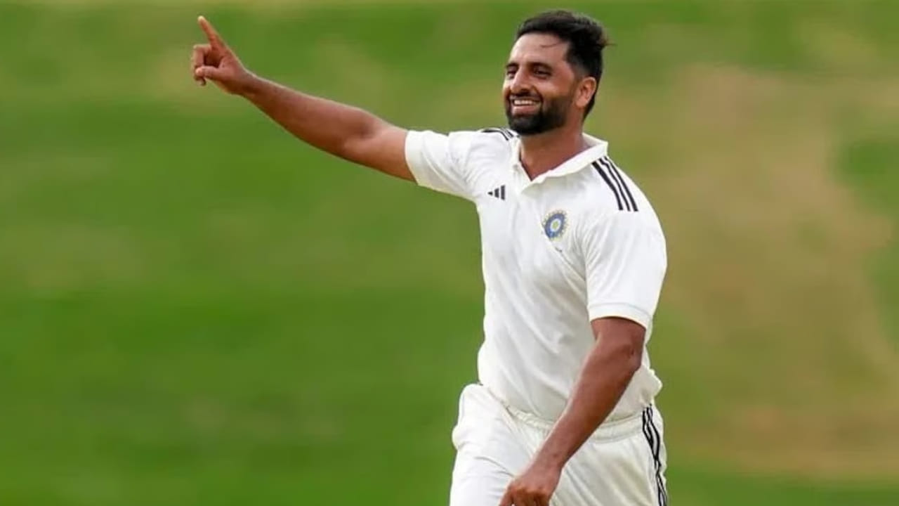 IPL Auction 2026: ಜಮ್ಮು ವೇಗಿಗೆ ಜಾಕ್ಪಾಟ್; 8.4 ಕೋಟಿಗೆ ಖರೀದಿಯಾದ ಆಕಿಬ್ ದಾರ್ IPL Auction 2026: ಜಮ್ಮು ವೇಗಿಗೆ ಜಾಕ್ಪಾಟ್; 8.4 ಕೋಟಿಗೆ ಖರೀದಿಯಾದ ಆಕಿಬ್ ದಾರ್