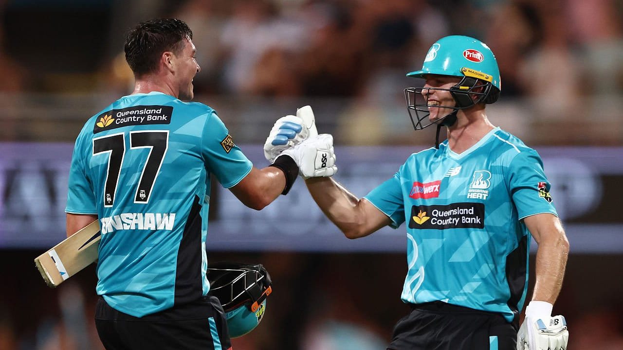 ವಿಶೇಷ ಎಂದರೆ ಈ ಪಂದ್ಯದಲ್ಲಿ ಜ್ಯಾಕ್ ವೈಲ್ಡರ್ಮತ್ ಹಾಗೂ ಮ್ಯಾಟ್ ರೆನ್ಶಾ ಬಾರಿಸಿದ ಶತಕವು ಟಿ20 ಕ್ರಿಕೆಟ್ನ ಚೇಸಿಂಗ್ ವೇಳೆ ಮೊದಲ ಜೋಡಿ ಶತಕಗಳಾಗಿವೆ. ಅಂದರೆ ಇದೇ ಮೊದಲ ಬಾರಿಗೆ ಪಂದ್ಯವೊಂದರ ಚೇಸಿಂಗ್ ವೇಳೆ ಇಬ್ಬರು ಬ್ಯಾಟರ್ಗಳು ಸೆಂಚುರಿ ಸಿಡಿಸಿ ವಿಶ್ವ ದಾಖಲೆ ನಿರ್ಮಿಸಿದ್ದಾರೆ.