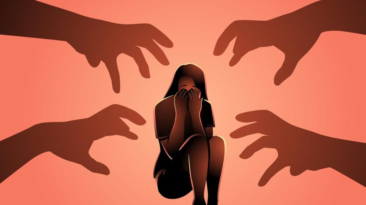 Belagavi: ಏಳನೇ ತರಗತಿ ಬಾಲಕಿ ಮೇಲೆ ಹೀನ ಕೃತ್ಯ, ಕಬ್ಬಿನ ಗದ್ದೆಗೆ ಎಳೆದೊಯ್ದು ಸಾಮೂಹಿಕ ಅತ್ಯಾಚಾರ