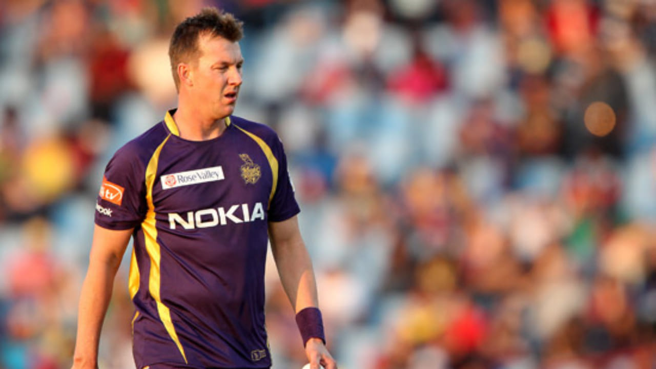 ತಮ್ಮ ಅದ್ಭುತ ವೃತ್ತಿಜೀವನದಲ್ಲಿ, ಬ್ರೆಟ್ ಲೀ ಮೂರು ಏಕದಿನ ವಿಶ್ವಕಪ್‌ಗಳನ್ನು ಗೆದ್ದ ತಂಡದ ಭಾಗವಾಗಿದ್ದರು. ಅವರು 1999, 2003 ಮತ್ತು 2007 ರ ವಿಶ್ವಕಪ್‌ ಗೆದ್ದ ಆಸ್ಟ್ರೇಲಿಯಾ ತಂಡದ ಪರ ಆಡಿದ್ದರು. ಹಾಗೆಯೇ ಪ್ರತಿಷ್ಠಿತ ಆಶಸ್ ಸರಣಿ ಗೆಲುವಿನಲ್ಲೂ ಬ್ರೆಟ್​ ಲೀ ಪಾತ್ರ ಪ್ರಮುಖವಾಗಿತ್ತು. ಮಾತ್ರವಲ್ಲದೆ 2008 ರಲ್ಲಿ ಬ್ರೆಟ್​ ಲೀಗೆ ಅಲನ್ ಬಾರ್ಡರ್ ಪದಕವನ್ನು ಸಹ ಲಭಿಸಿತ್ತು.
