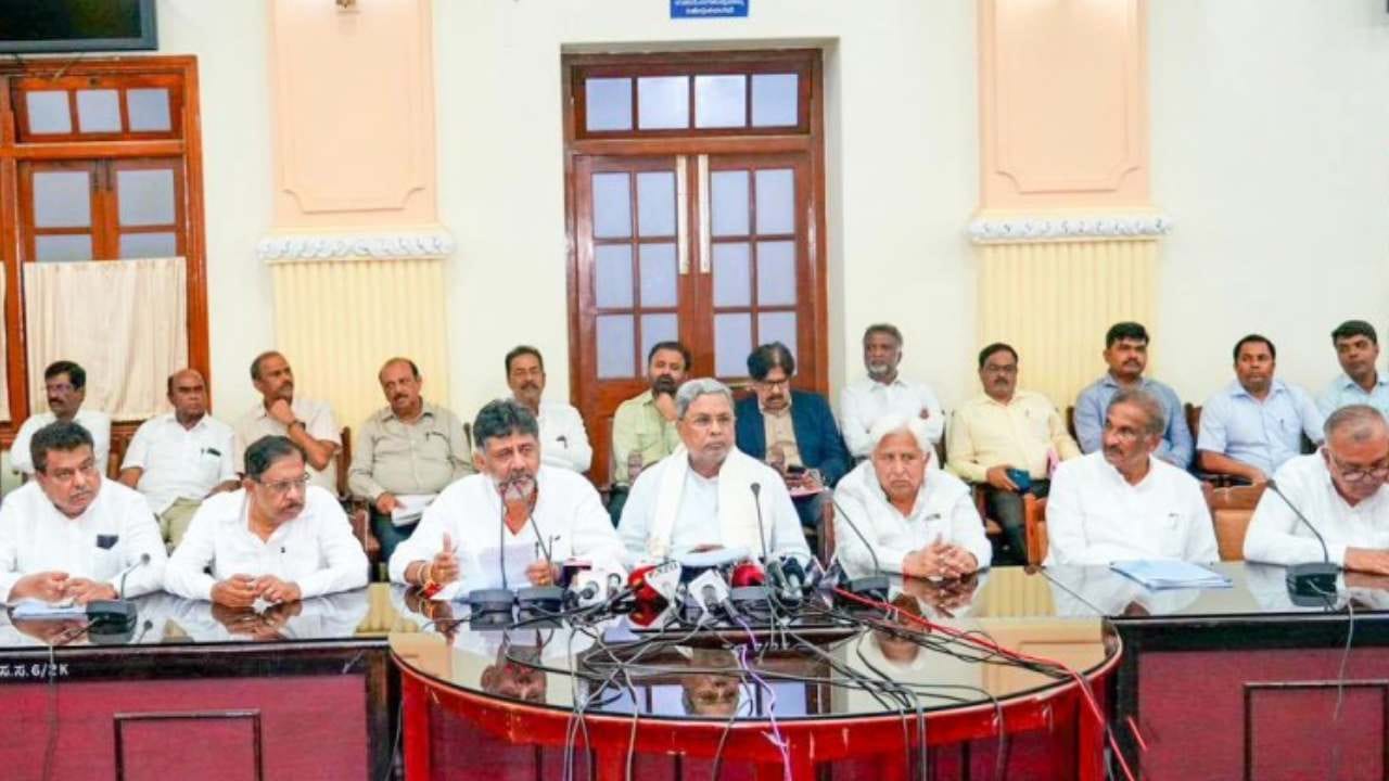 ಒಳ ಮೀಸಲಾತಿ ಬಡ್ತಿಗೆ ಒಪ್ಪಿಗೆ: ಚಿನ್ನಸ್ವಾಮಿ ಸ್ಟೇಡಿಯಂನಲ್ಲಿ ಕ್ರಿಕೆಟ್ ಆಡಿಸುವುದಕ್ಕೆ ಸಂಪುಟ ಅಸ್ತು ಒಳ ಮೀಸಲಾತಿ ಬಡ್ತಿಗೆ ಒಪ್ಪಿಗೆ: ಚಿನ್ನಸ್ವಾಮಿ ಸ್ಟೇಡಿಯಂನಲ್ಲಿ ಕ್ರಿಕೆಟ್ ಆಡಿಸುವುದಕ್ಕೆ ಸಂಪುಟ ಅಸ್ತು