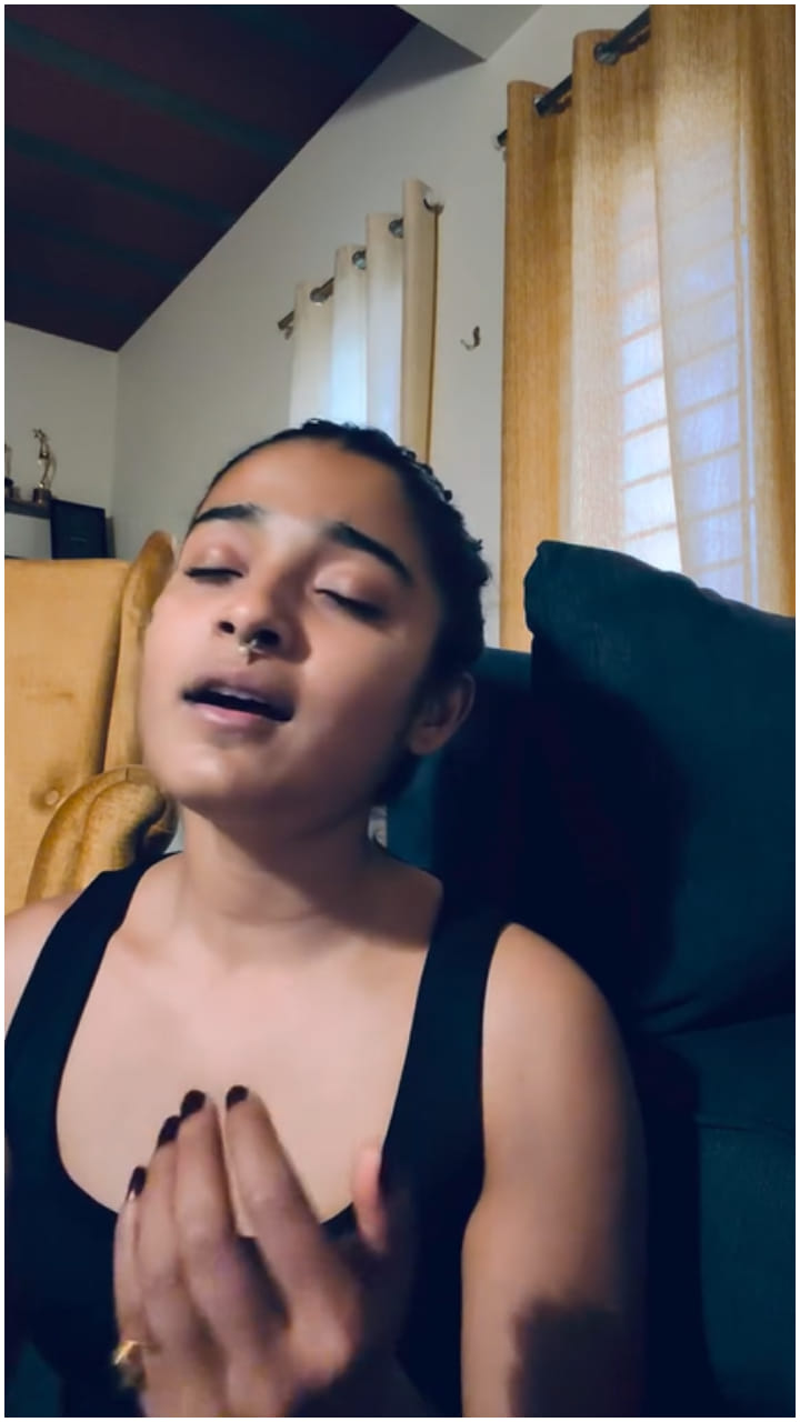 ಚೈತ್ರಾ ಆಚಾರ್ ಕಂಠದಲ್ಲಿ ಸುಮಧುರ ಗೀತೆ ಕೇಳಿ..