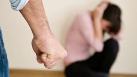 ಮನೆ ಭೋಗ್ಯ ಸಂಬಂಧ ಇಬ್ಬರ ಗಲಾಟೆ,  ಮೂರನೆಯವರಿಗೆ ಬಿತ್ತು ಗೂಸಾ!