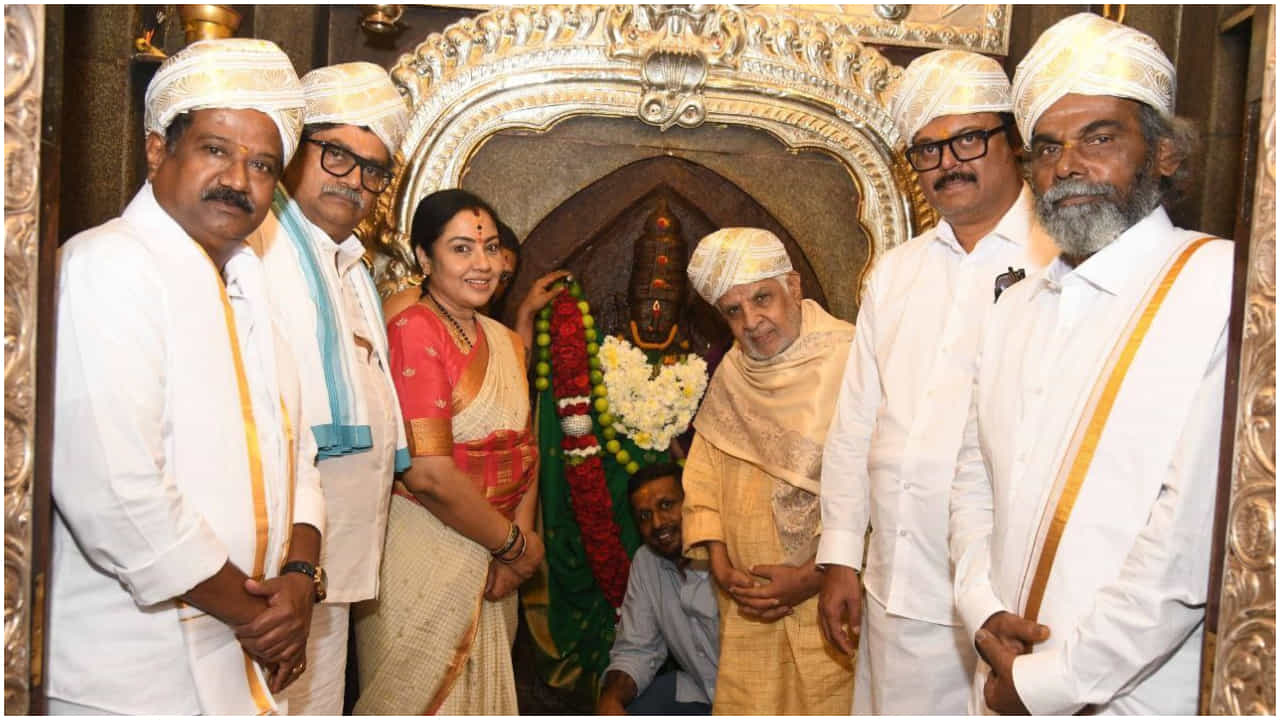 ಹಿರಿಯ ನಟರ ಹೊಸ ಸಿನಿಮಾ ‘ಕ್ಲಾಸ್ ಆಫ್ ಮೈಸೂರು’: ಏನಿದರ ಕಥೆ? ಹಿರಿಯ ನಟರ ಹೊಸ ಸಿನಿಮಾ ‘ಕ್ಲಾಸ್ ಆಫ್ ಮೈಸೂರು’: ಏನಿದರ ಕಥೆ?