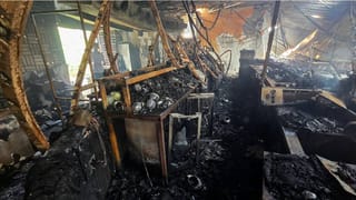 Video: ನಾಸಿಕ್​ನಲ್ಲಿ ಕಂದಕಕ್ಕೆ ಉರುಳಿದ ಕಾರು, ಆರು ಮಂದಿ ಸಾವು