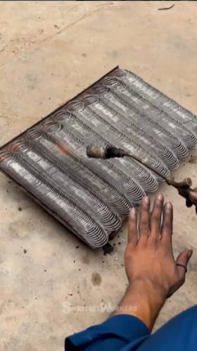 ಬಣ್ಣ ಬಣ್ಣದ ಬಳೆಗಳು ಹೇಗೆ ತಯಾರಾಗುತ್ತೆ ನೋಡಿ