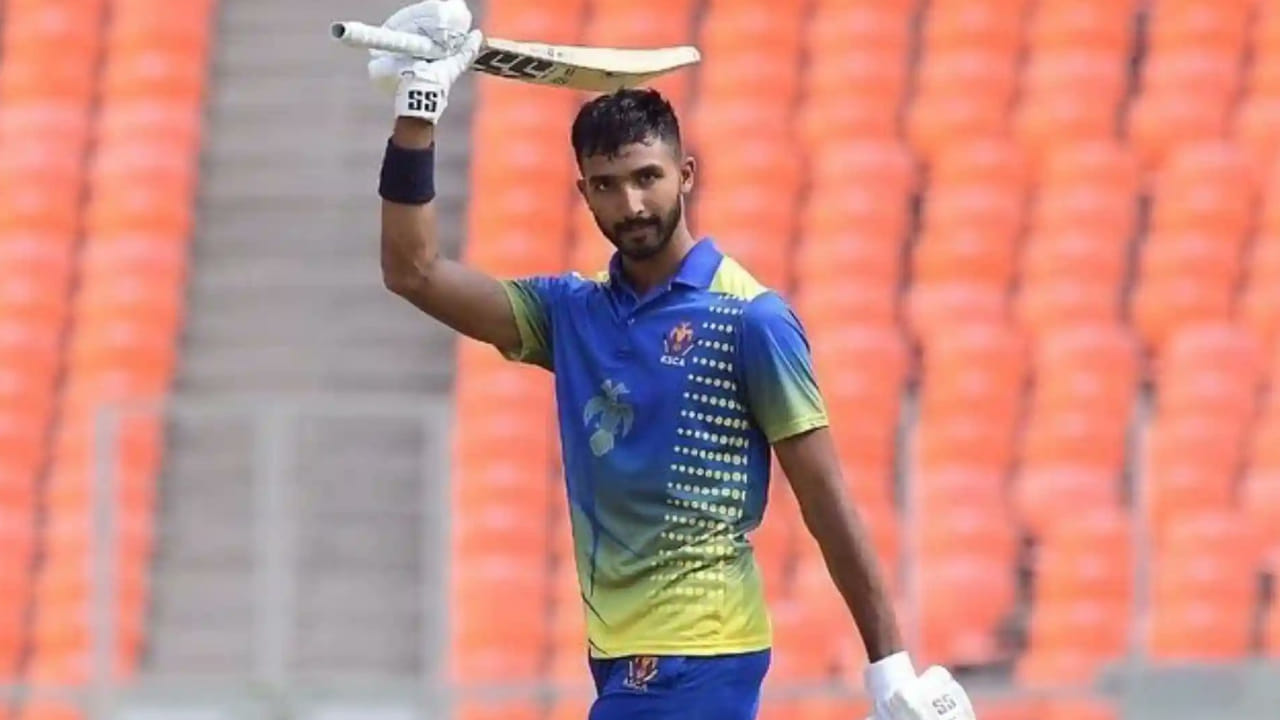 412 ರನ್​ಗಳ ಬೃಹತ್ ಗುರಿ; 147 ರನ್​ ಸಿಡಿಸಿದ ದೇವದತ್ ಪಡಿಕ್ಕಲ್...