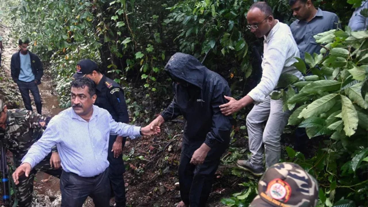 ಧರ್ಮಸ್ಥಳ ಬುರುಡೆ ಕೇಸ್​​ಗೆ ಮೇಜರ್​​ ಟ್ವಿಸ್ಟ್​​: SIT ತನಿಖೆಯಿಂದ ಕೊನೆಗೂ ಬಯಲಾಯ್ತು ಸತ್ಯ!