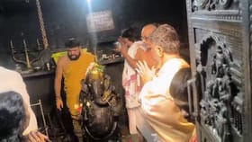 ಡಿಕೆಶಿ​ಗೆ ಸಿಕ್ತಾ ಸಿಎಂ ಆಗುವ ಸೂಚನೆ? ಬಲಗಡೆ ಹೂ ಕೊಟ್ಟ ಗೋಕರ್ಣ ಮಹಾಗಣಪತಿ