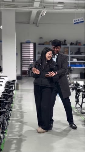 ಫಾರೆನ್ ಹುಡುಗಿ ಜೊತೆ ಡ್ರೋನ್ ಪ್ರತಾಪ್ ಡ್ಯಾನ್ಸ್