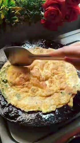 ಹತ್ತೇ ನಿಮಿಷದಲ್ಲಿ ಎಗ್ ಪರೋಟ ಮಾಡಿ ರುಚಿ ಸವಿಯಿರಿ